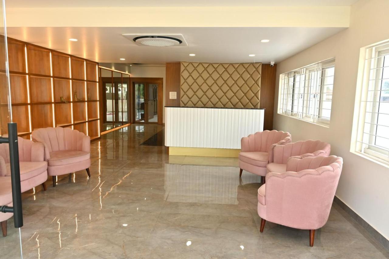 Hometown Sharu'S Inn A Luxury Hotel Chikmagalūr Exterior foto